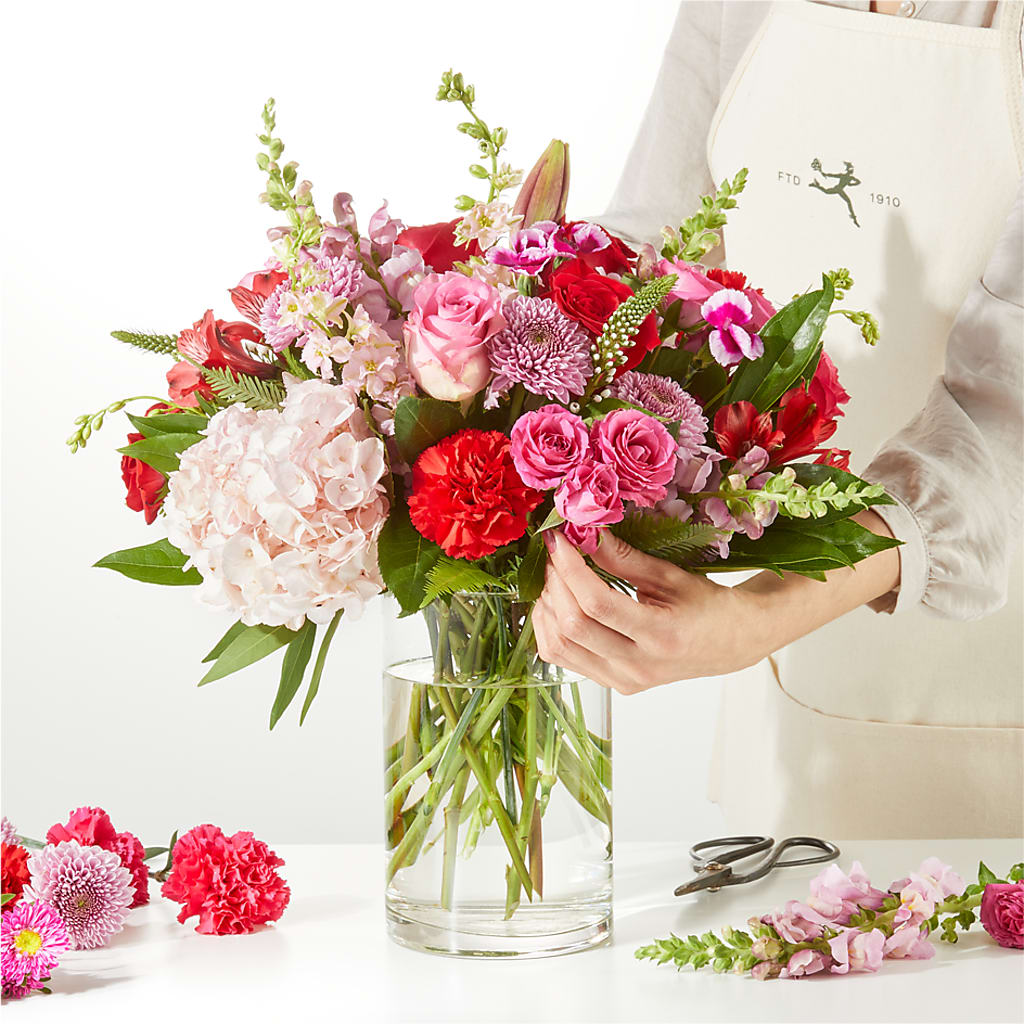 Swooning Over You - A Luxury Florist Original –  Flowers By Dillenbecks, Johnson City NY