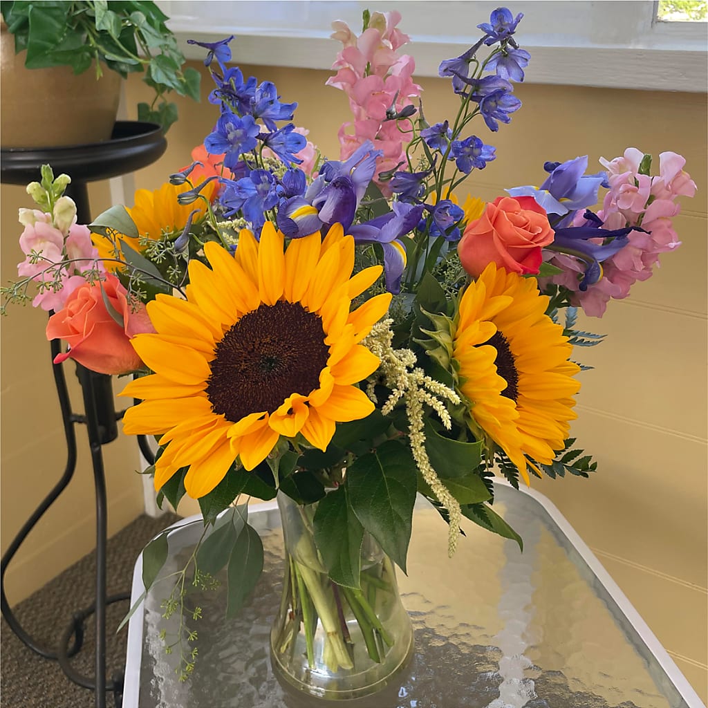 Rays of Life Bouquet –  Flowers By Dillenbecks, Johnson City NY